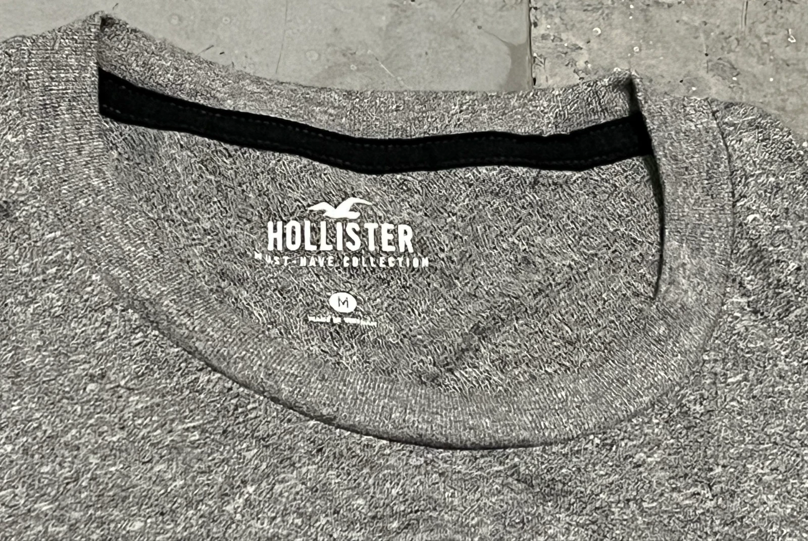 Two-tone grey white hollister t-shirt – photo 9
